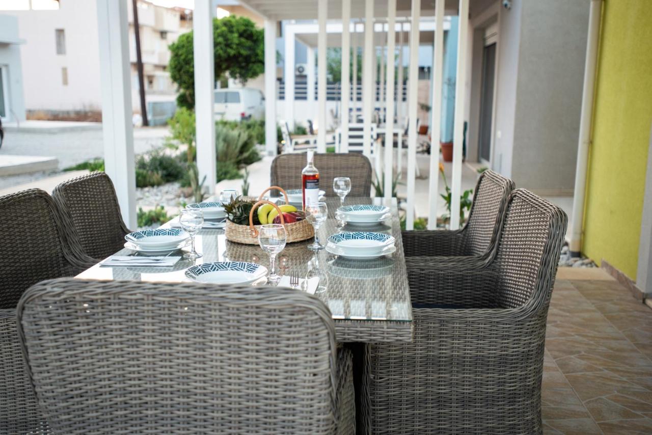 Melia Villa Kokkinos Pirgos Exterior foto